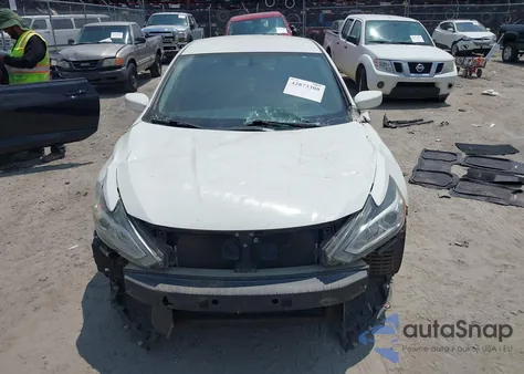 2017 Nissan Altima 2.5 S z USA, uszkodzony, nr VIN 1N4AL3AP7HC476187